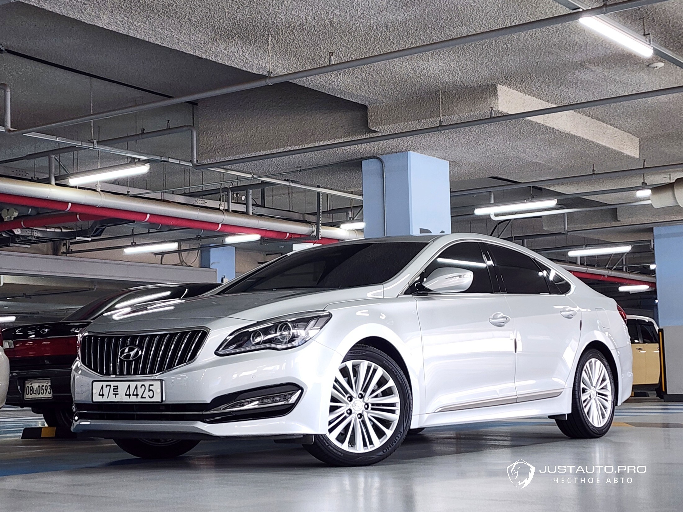 Автомобиль Hyundai Aslan