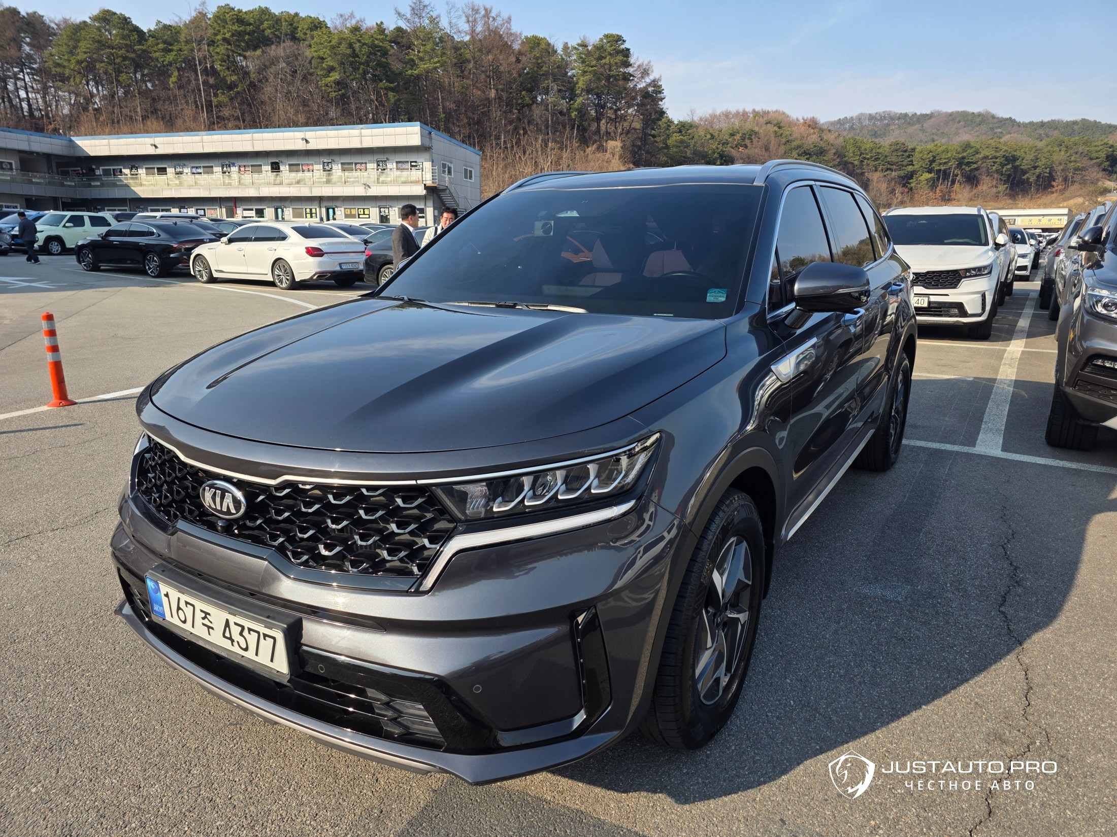 Автомобиль Kia Sorento