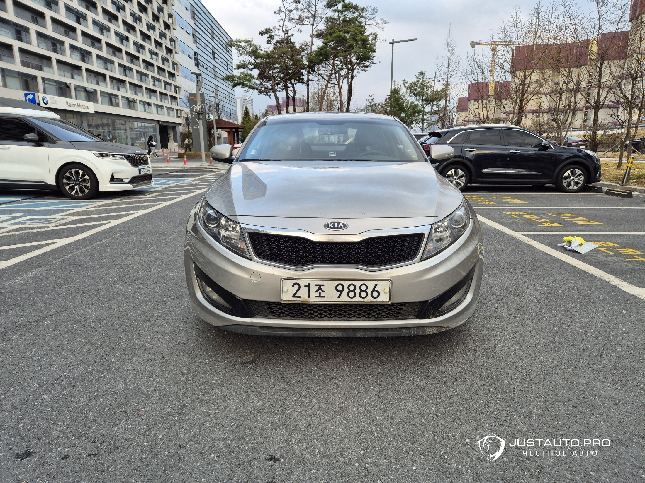 Автомобиль Kia K5