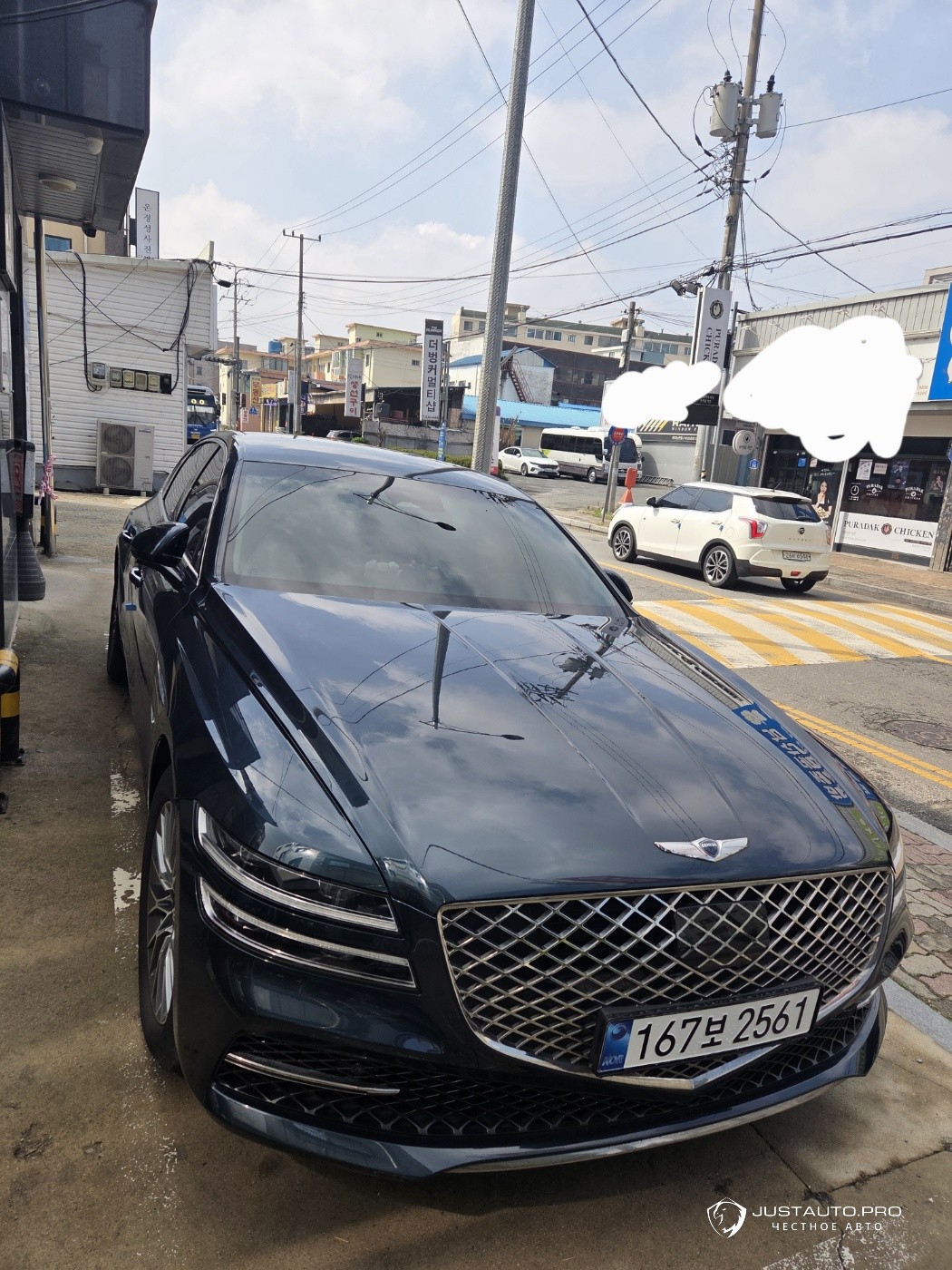 Автомобиль Genesis G80