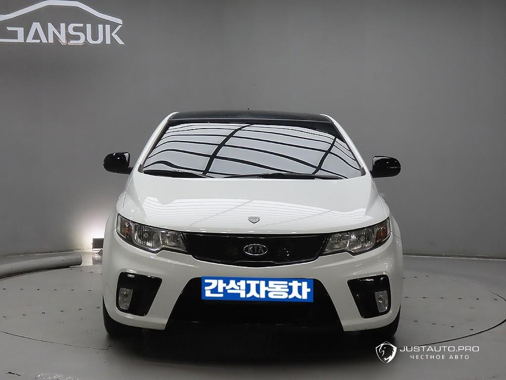 Автомобиль Kia Porte