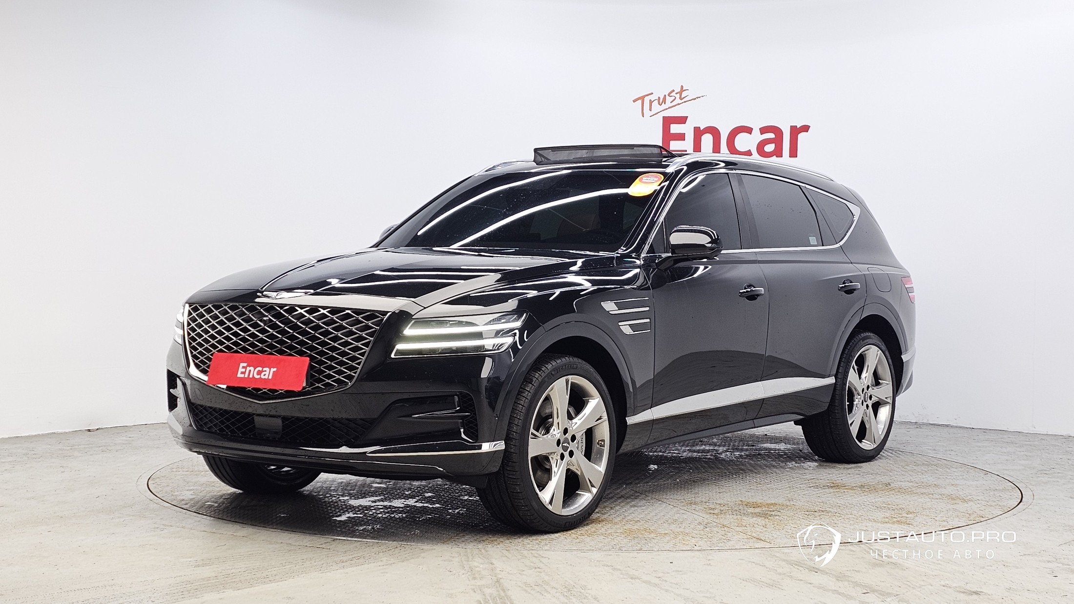 Автомобиль Genesis GV80