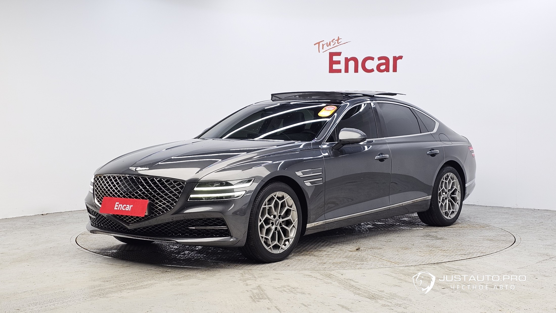 Автомобиль Genesis G80