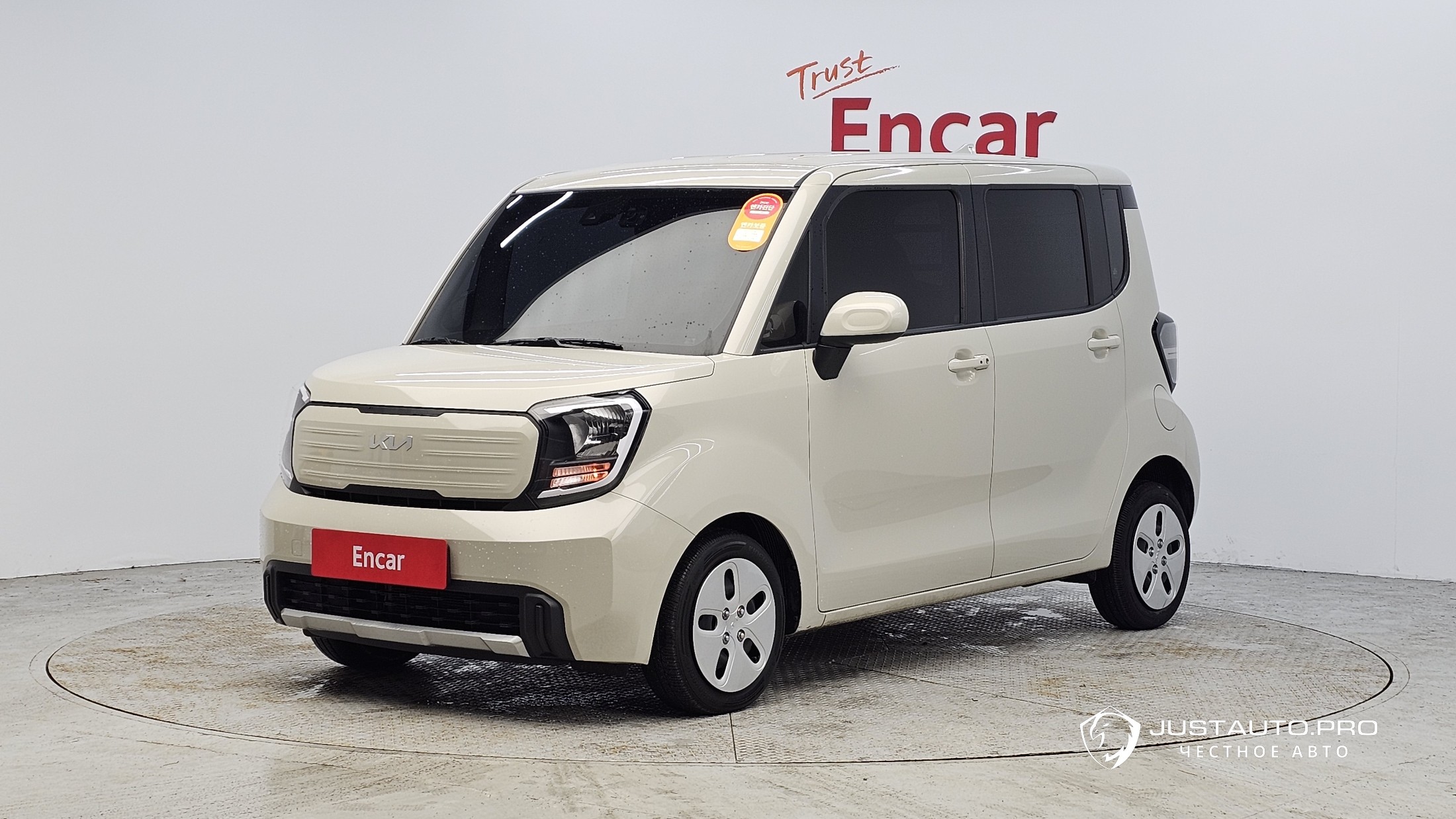 Автомобиль Kia RAY