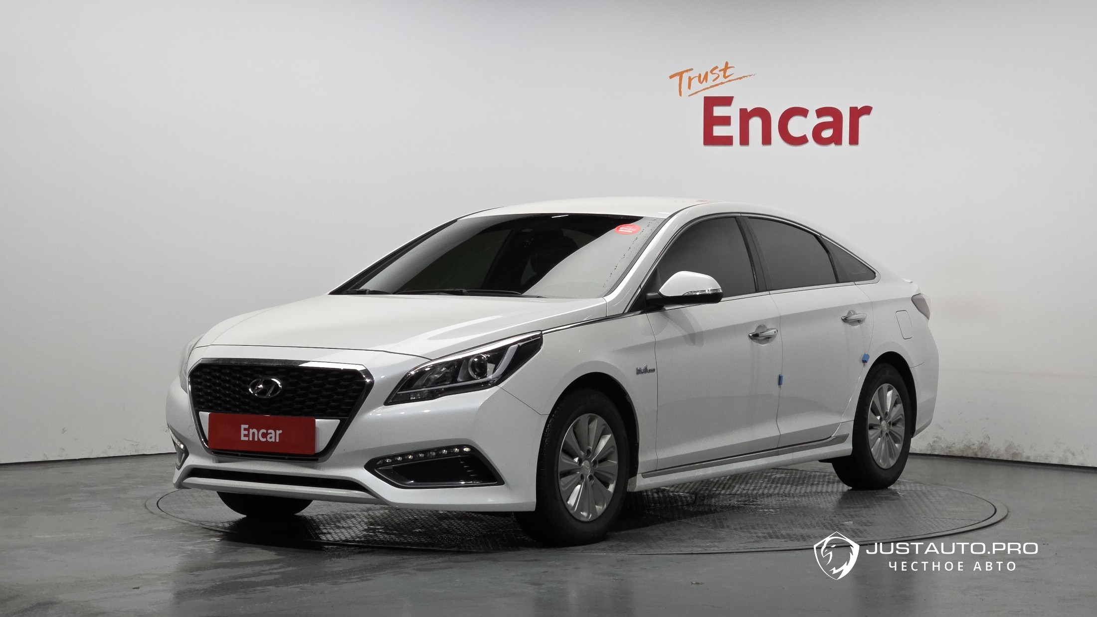 Автомобиль Hyundai Sonata