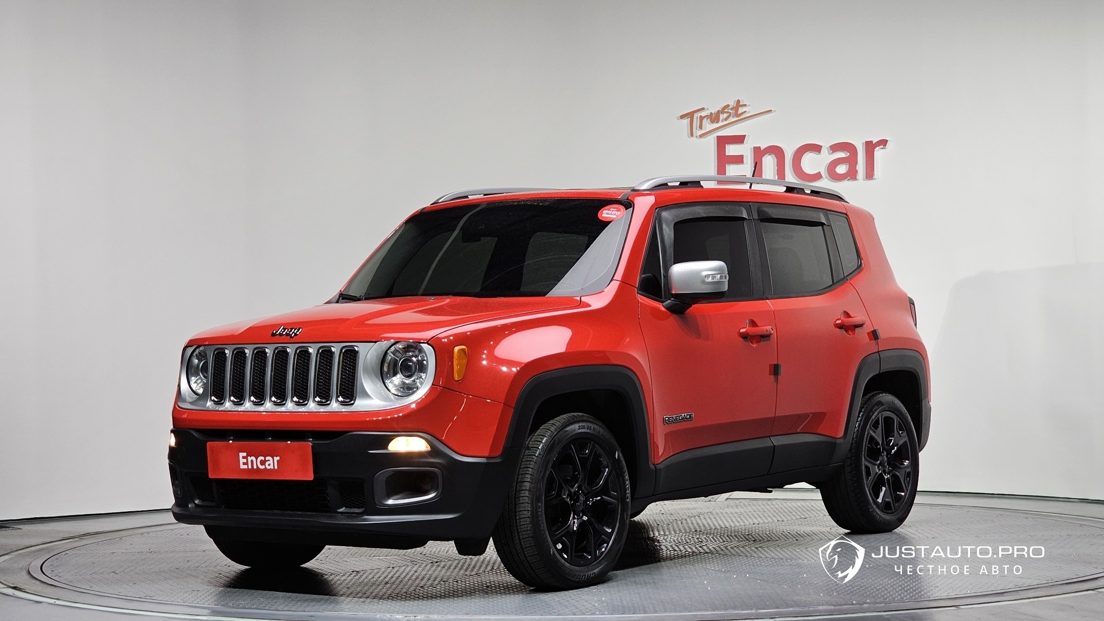 Автомобиль Jeep Renegade