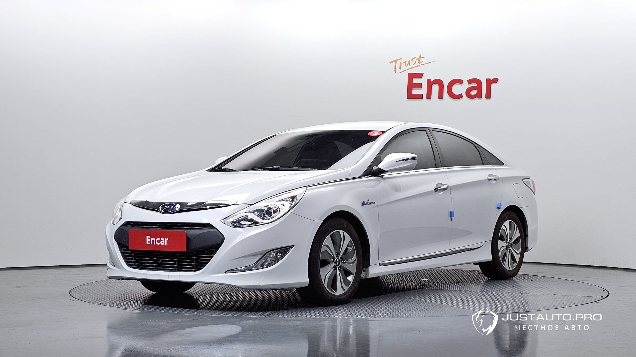 Автомобиль Hyundai Sonata