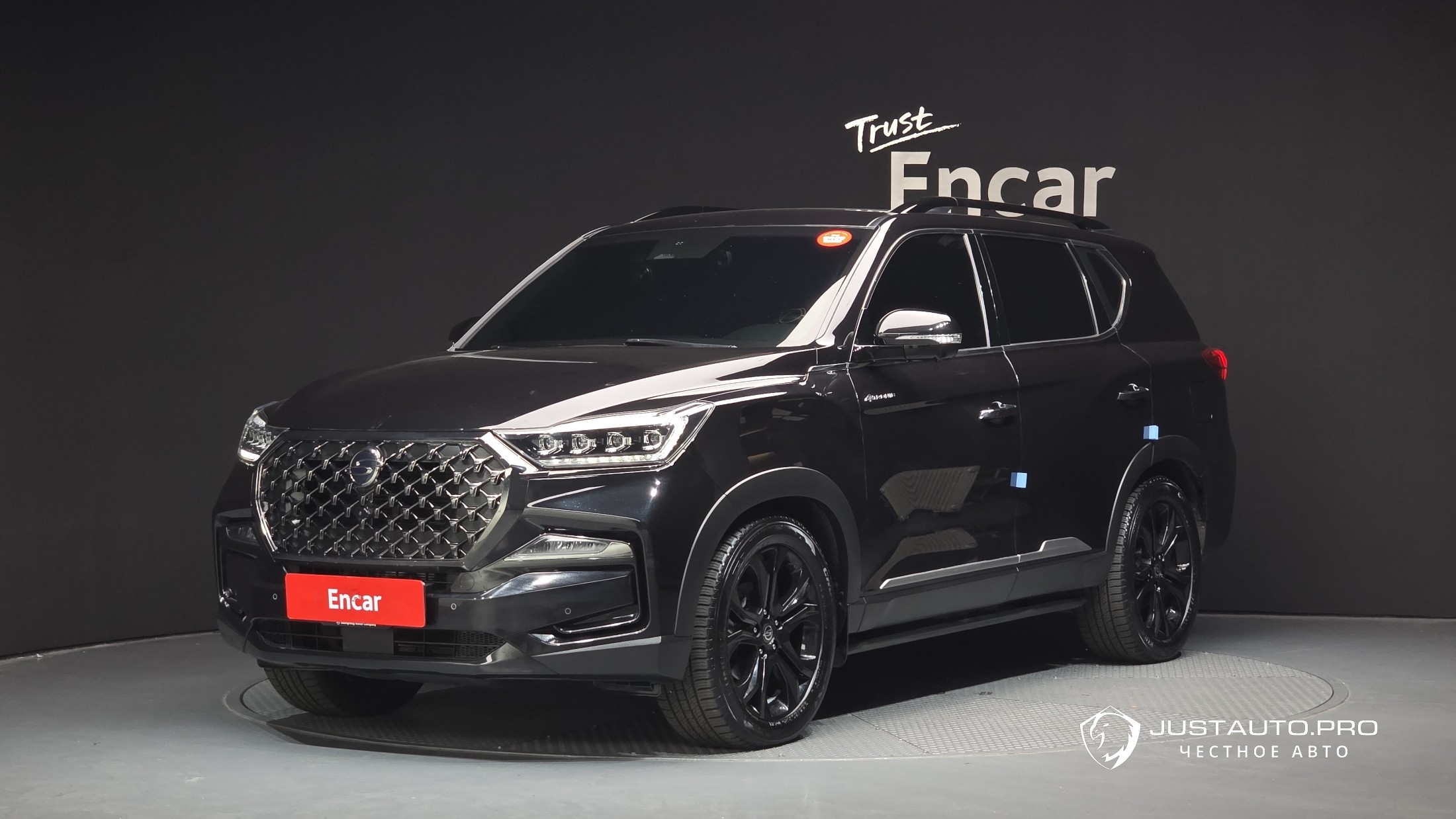 Автомобиль KG_Mobility_Ssangyong Rexton