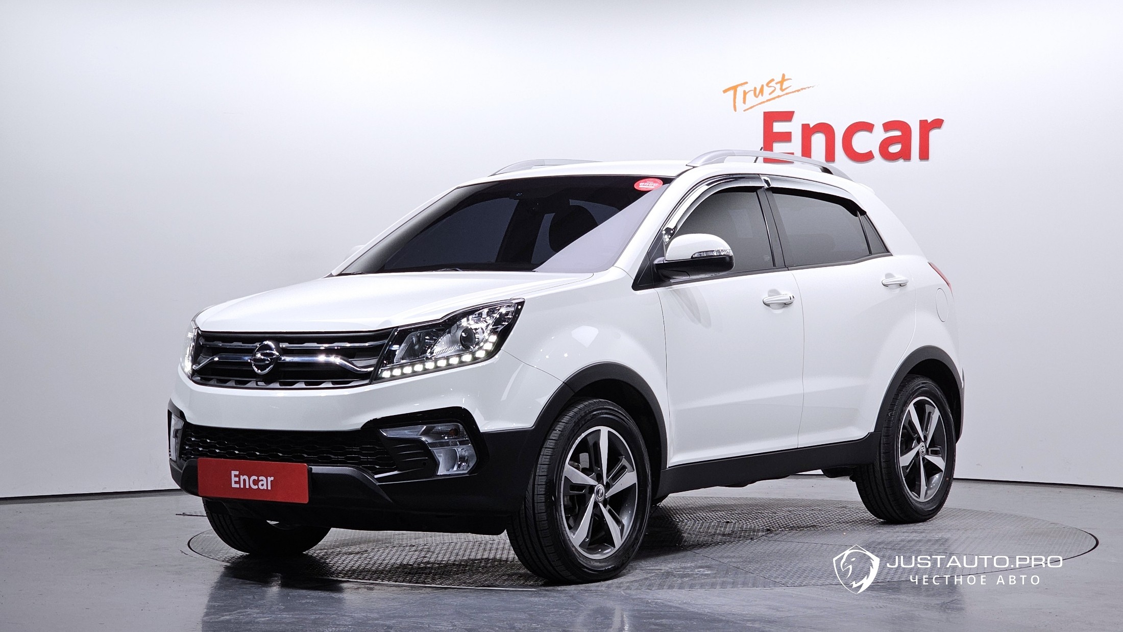 Автомобиль KG_Mobility_Ssangyong KORANDO