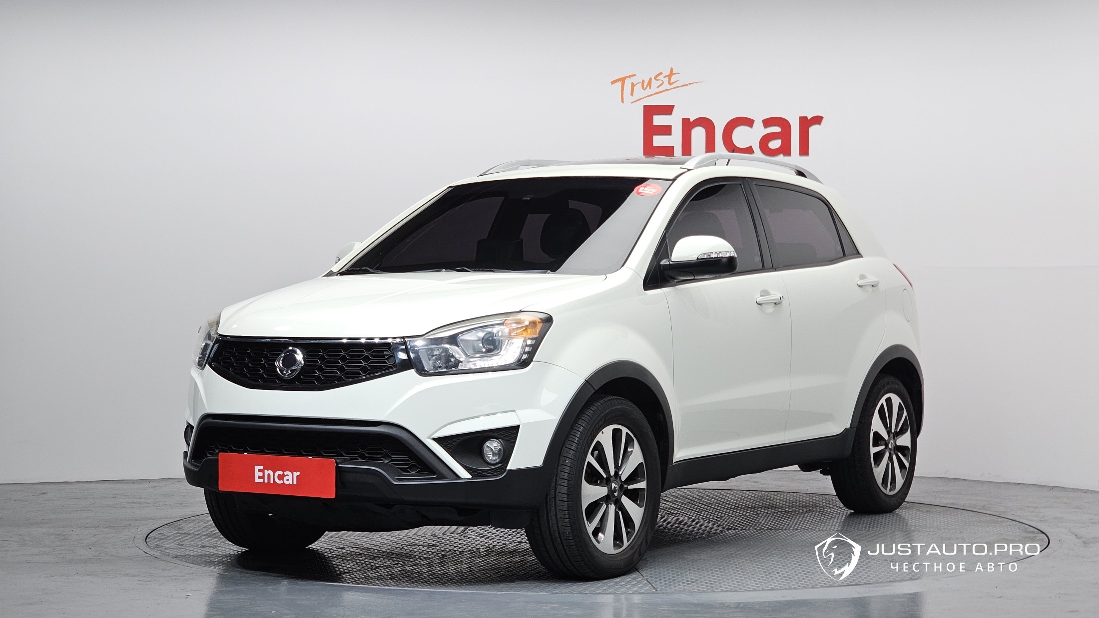 Автомобиль KG_Mobility_Ssangyong KORANDO
