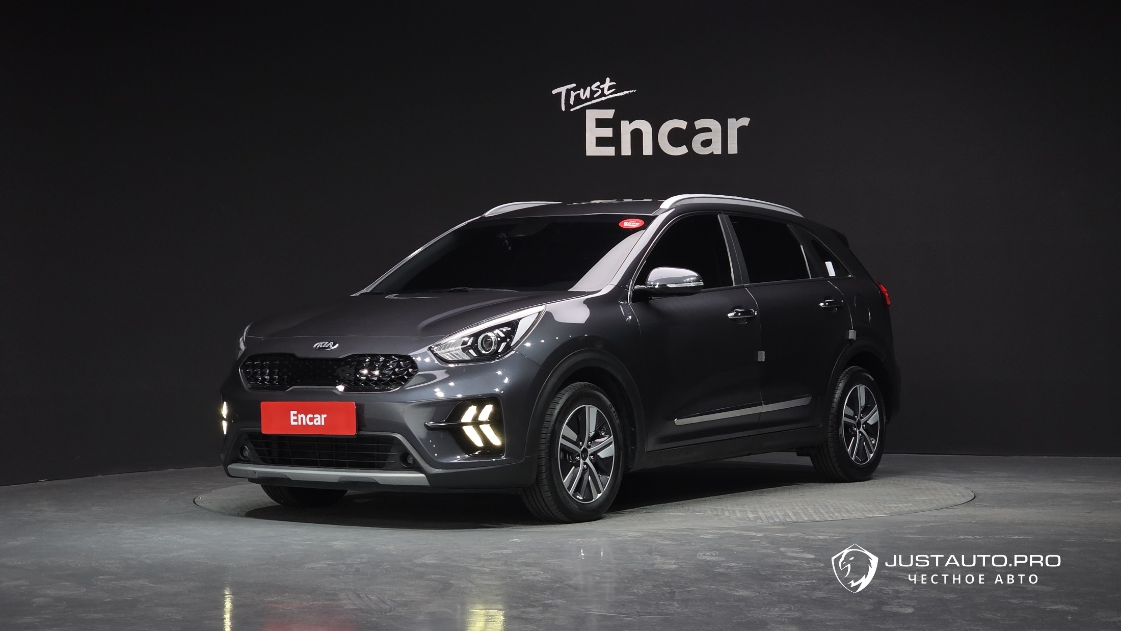 Автомобиль Kia Niro