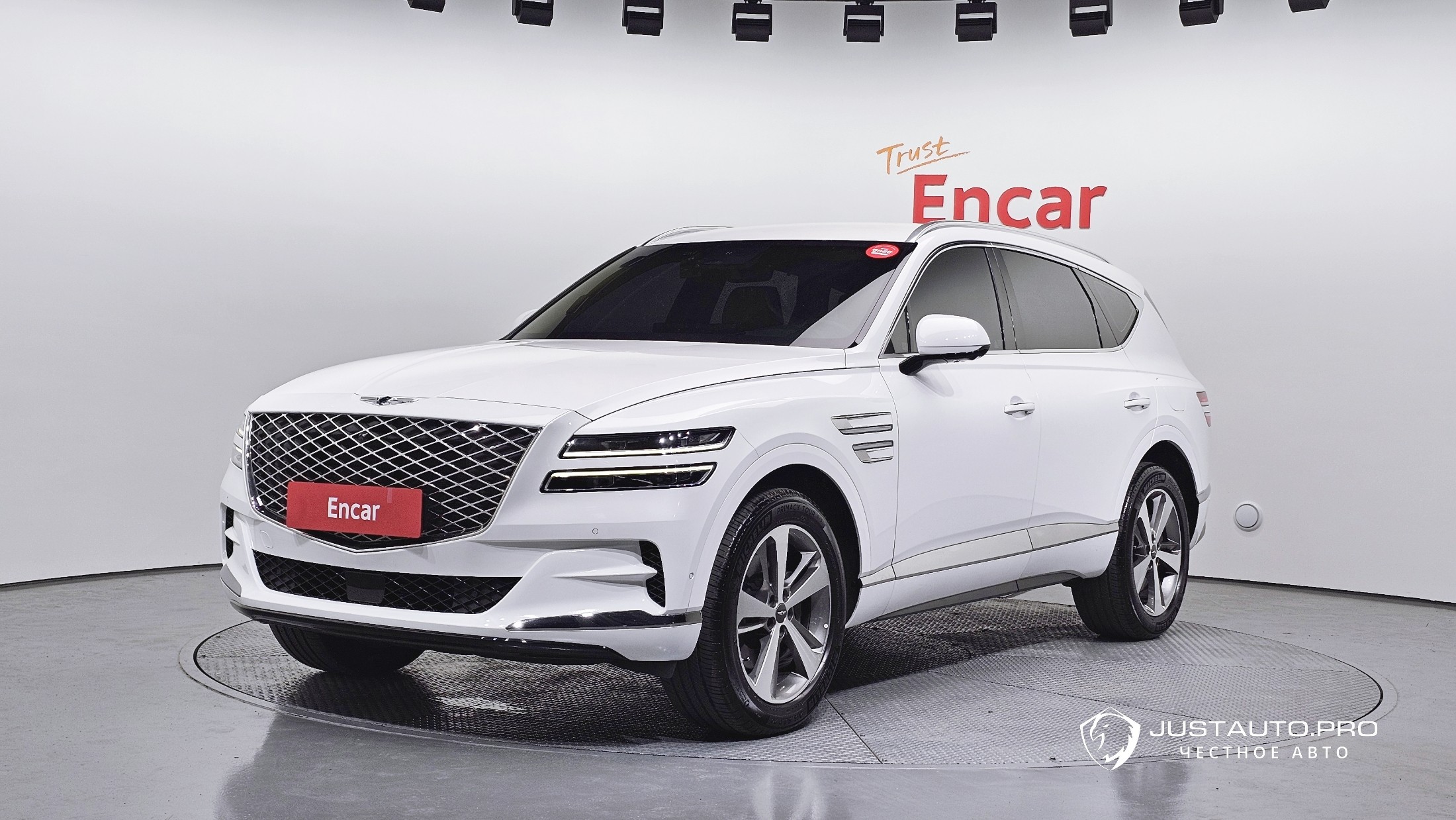 Автомобиль Genesis GV80