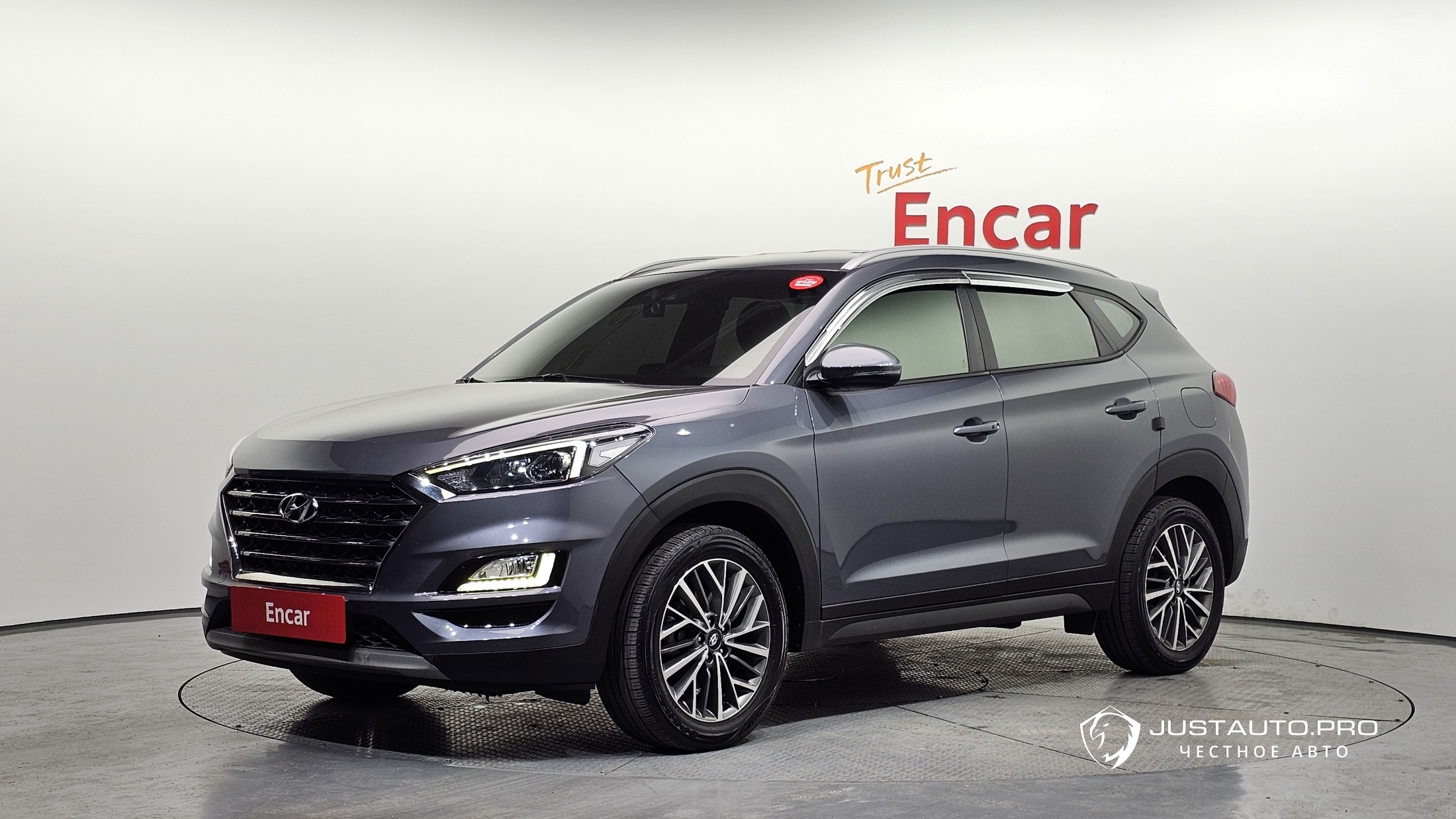 Автомобиль Hyundai Tucson