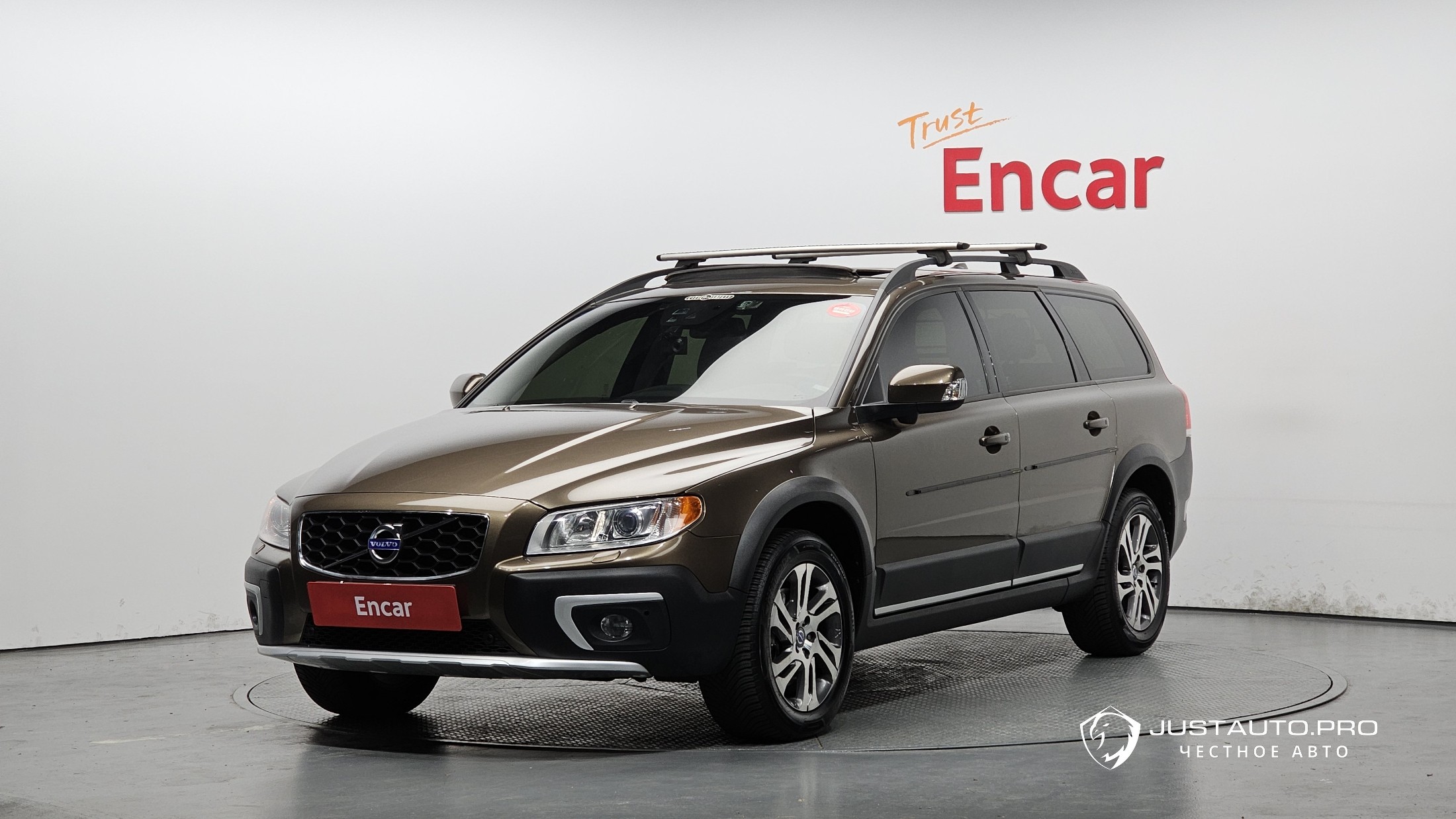 Автомобиль Volvo XC70