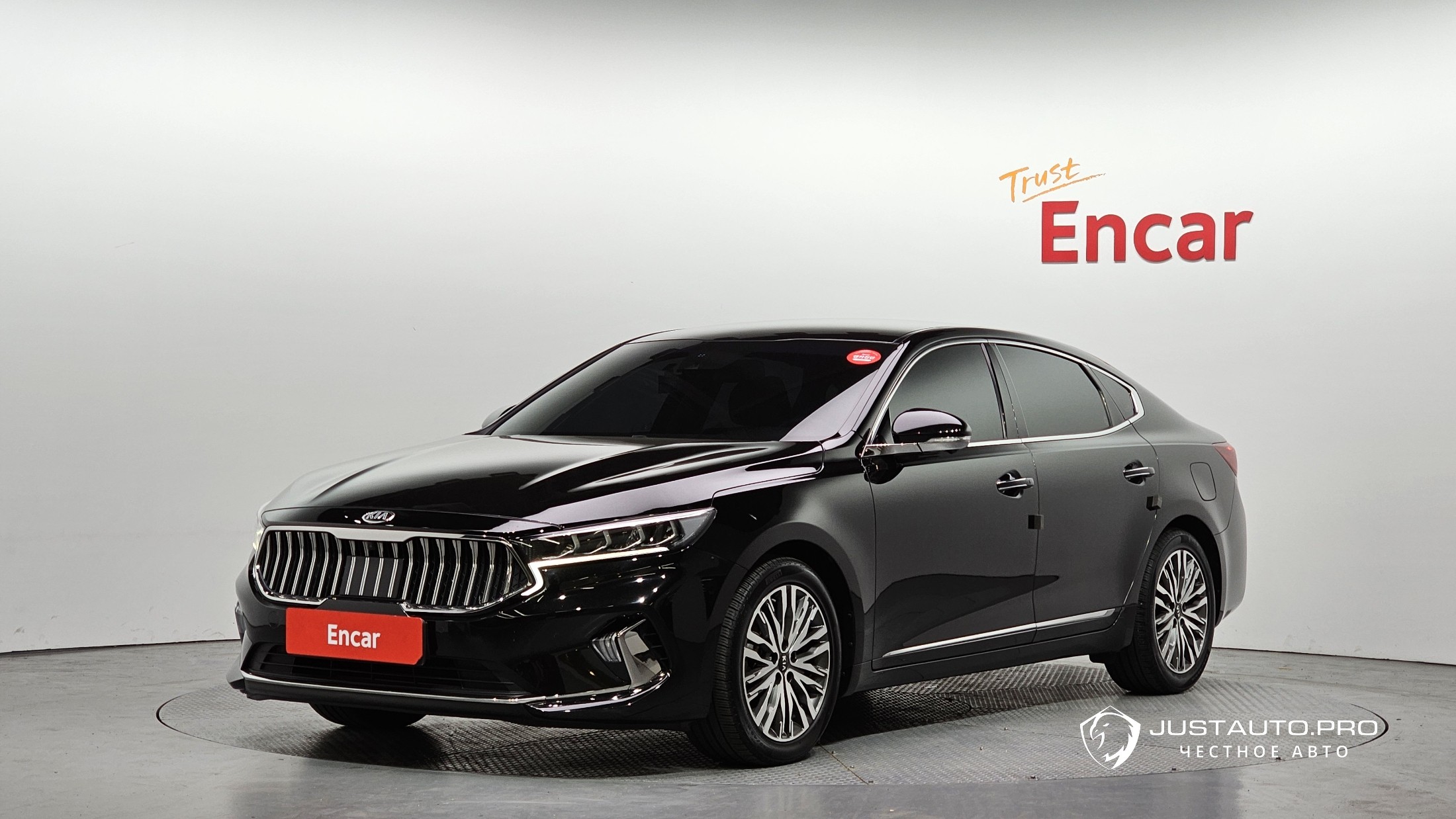 Автомобиль Kia K7