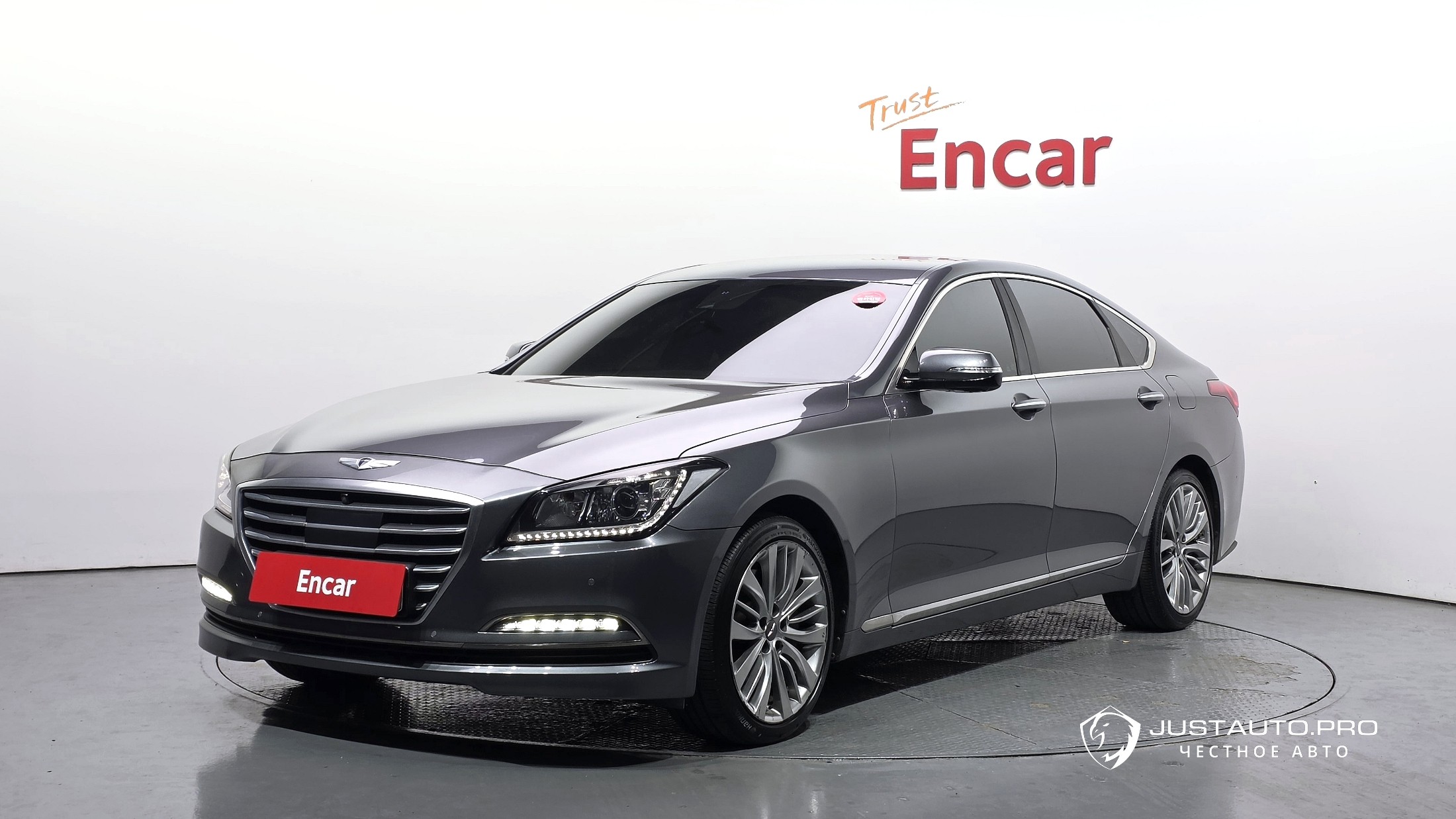 Автомобиль Hyundai Genesis