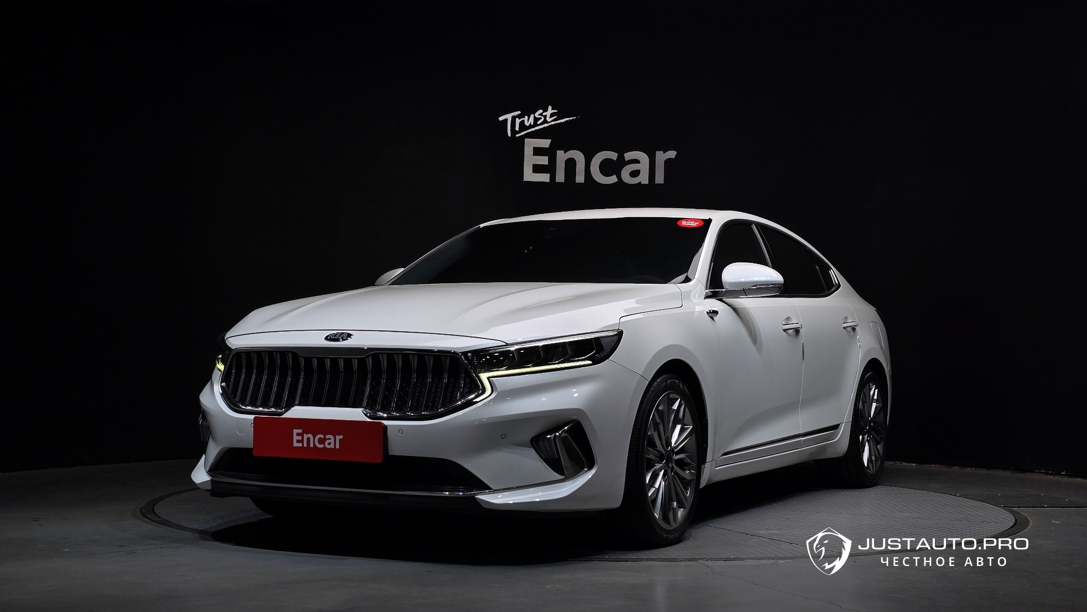 Автомобиль Kia K7