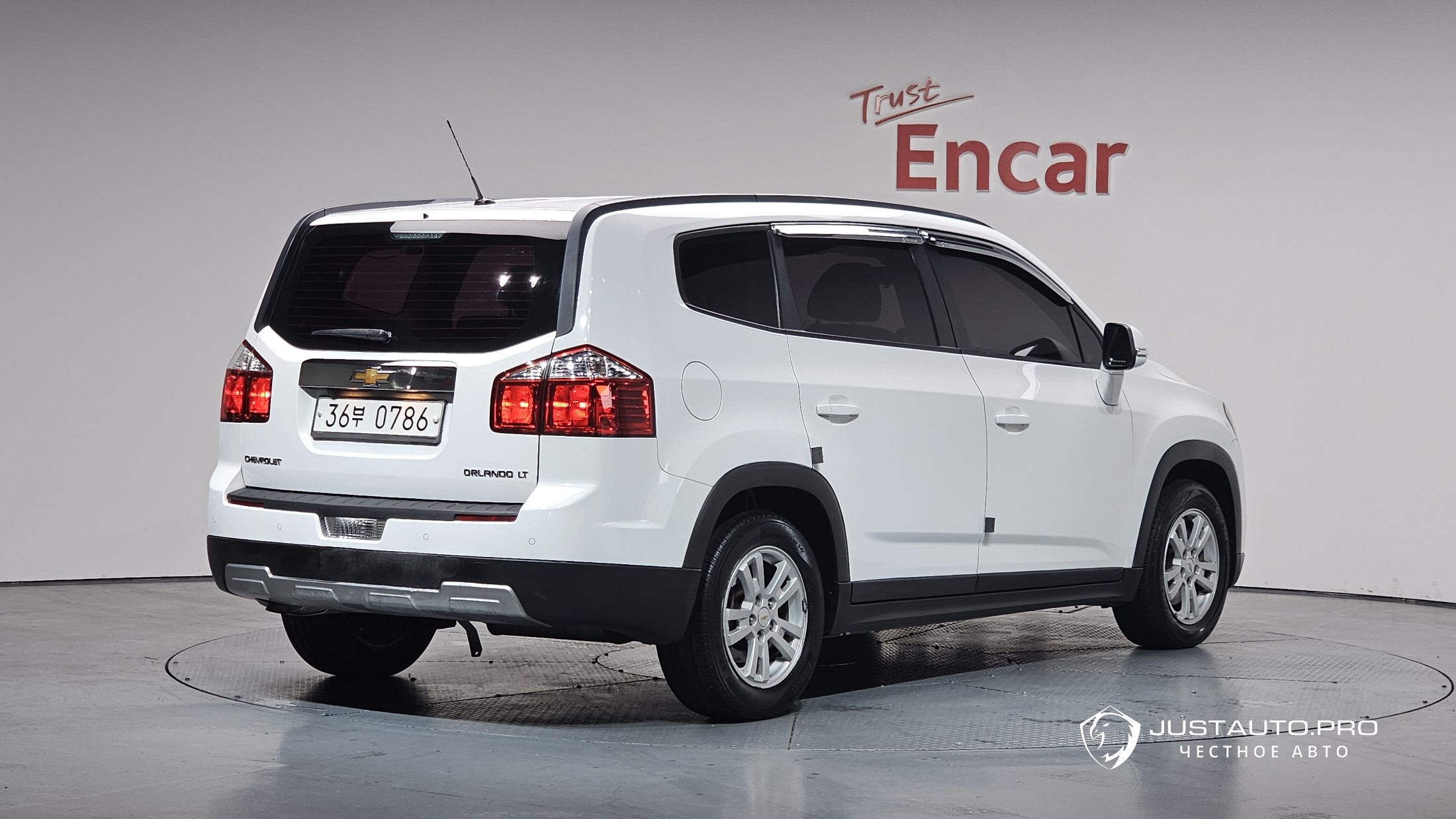 Автомобиль ChevroletGMDaewoo Orlando
