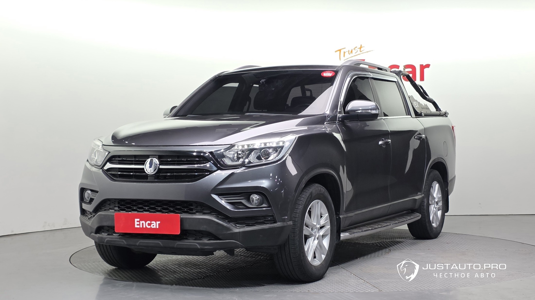 Автомобиль KG_Mobility_Ssangyong Rexton