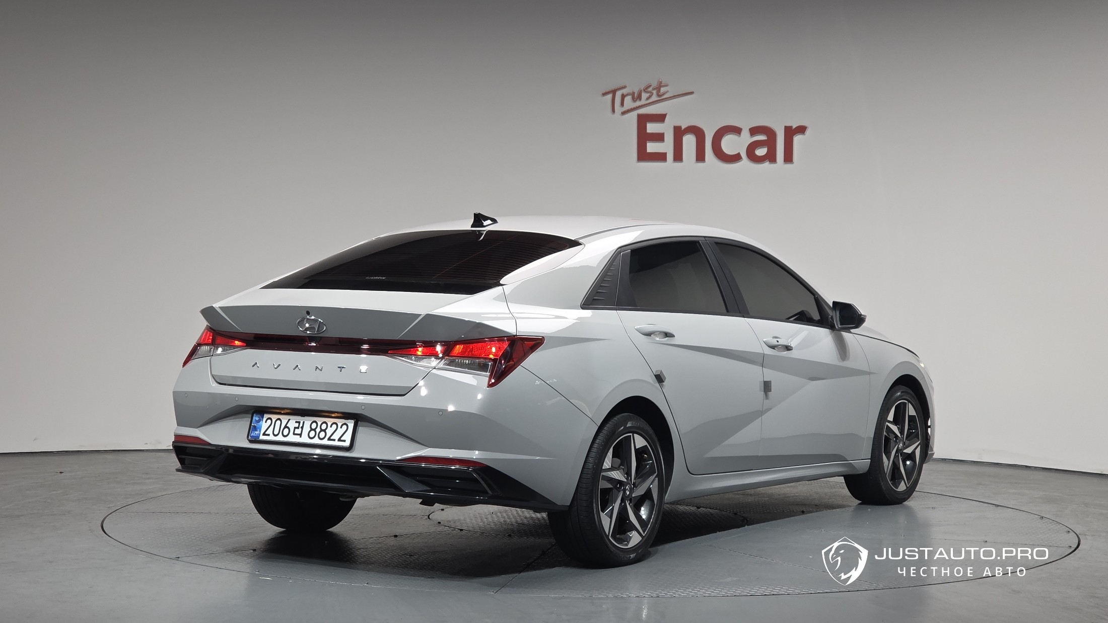 Автомобиль Hyundai AVANTE