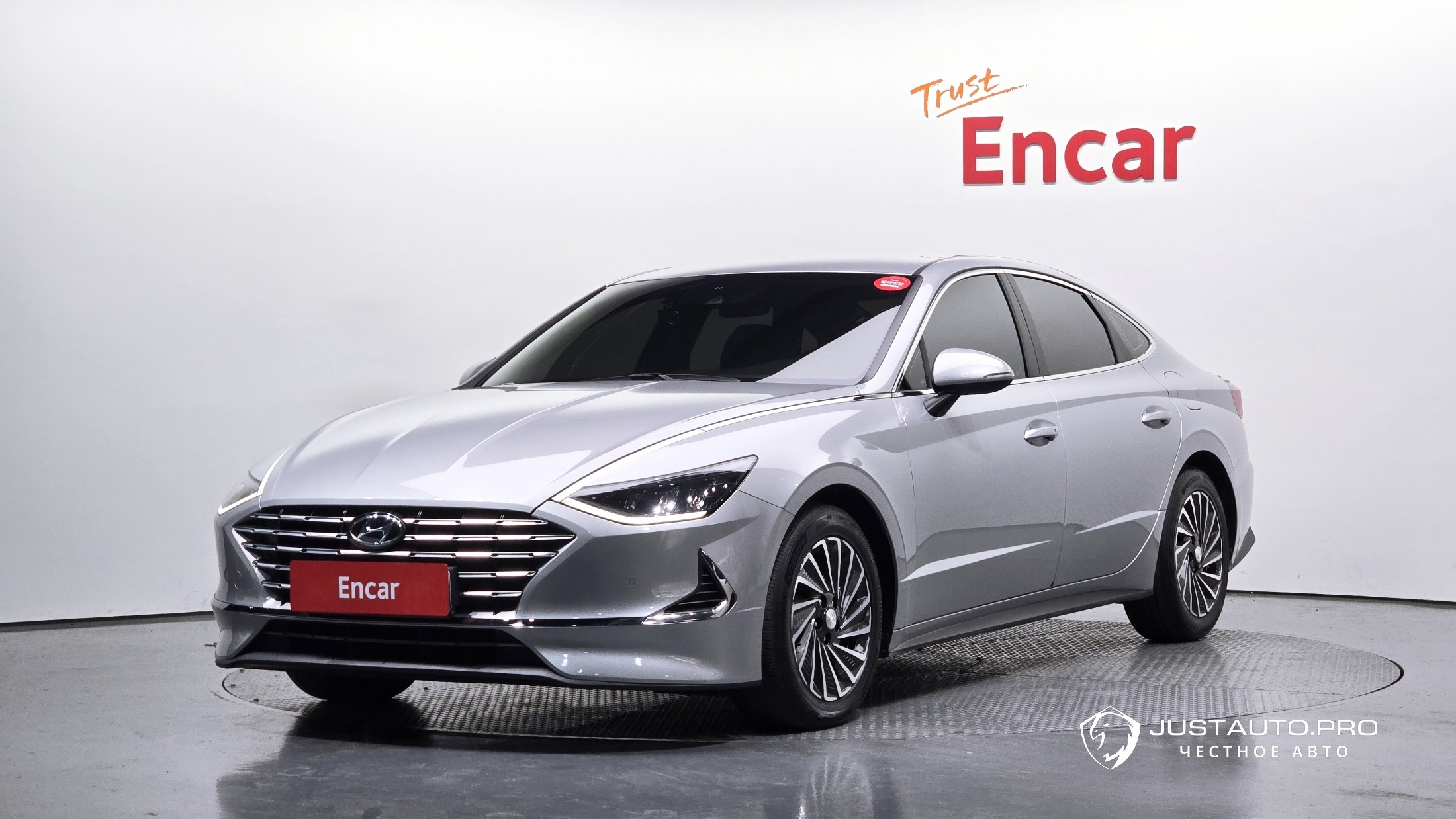 Автомобиль Hyundai Sonata