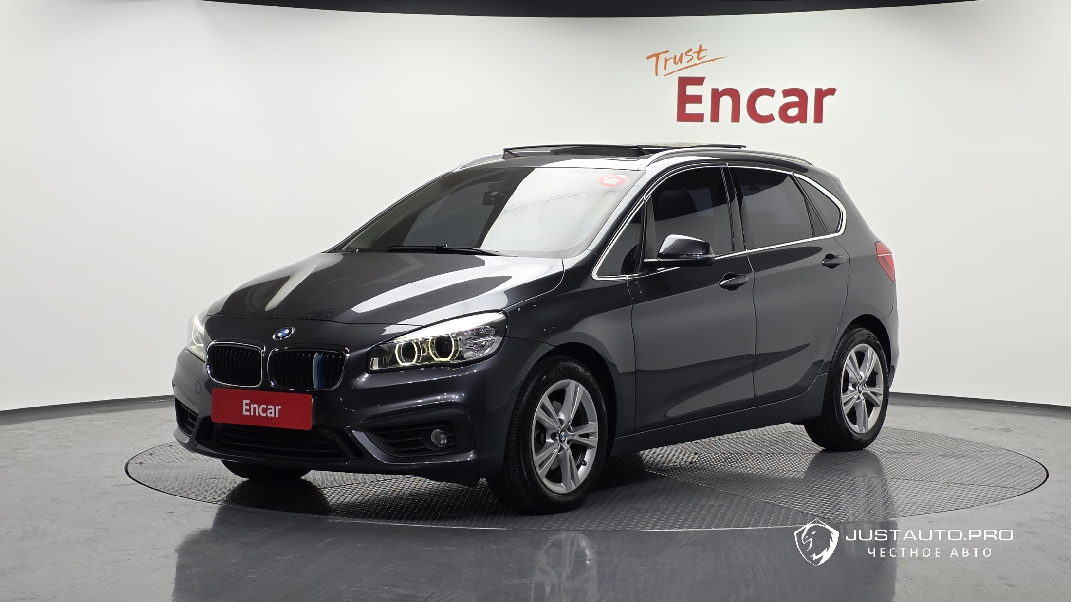 Автомобиль BMW 2-Series