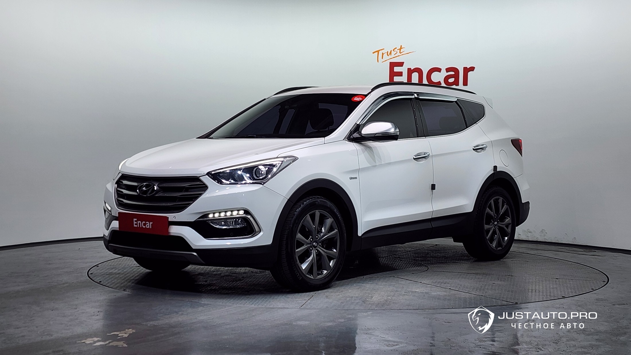 Автомобиль Hyundai Santafe