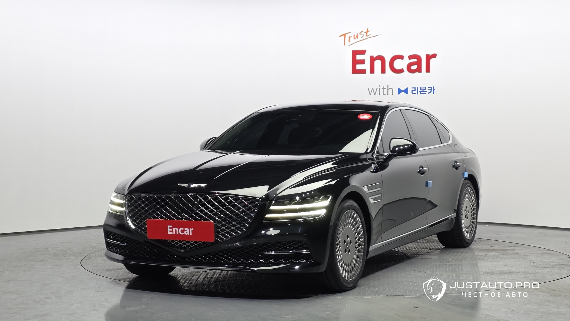 Автомобиль Genesis G80