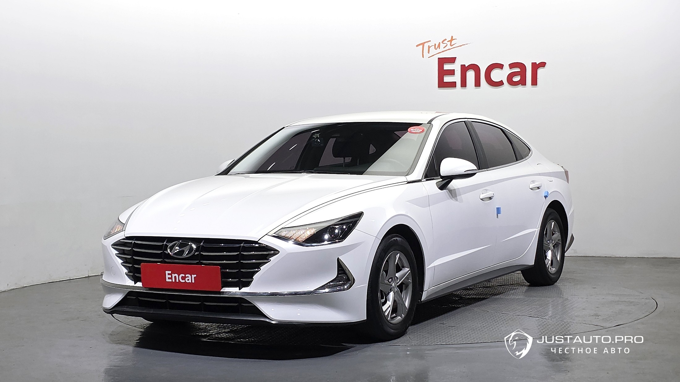 Автомобиль Hyundai Sonata
