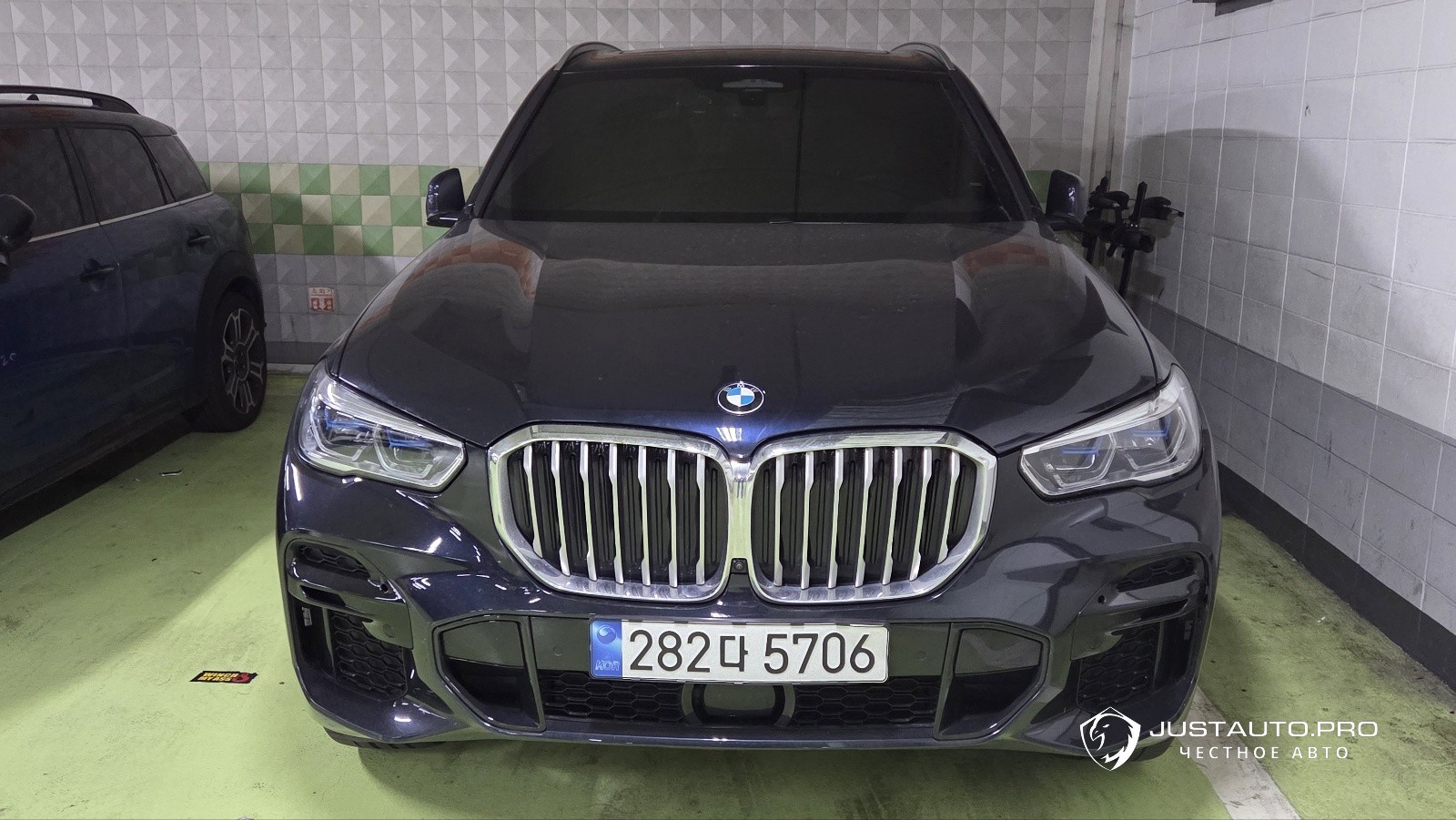 Автомобиль BMW X5
