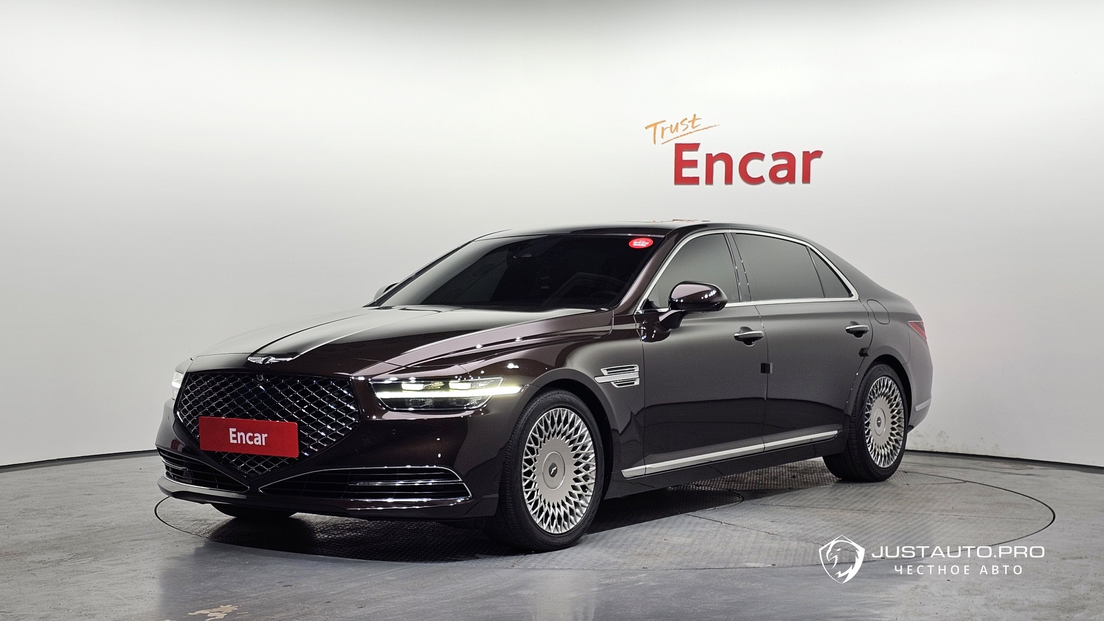 Автомобиль Genesis G90