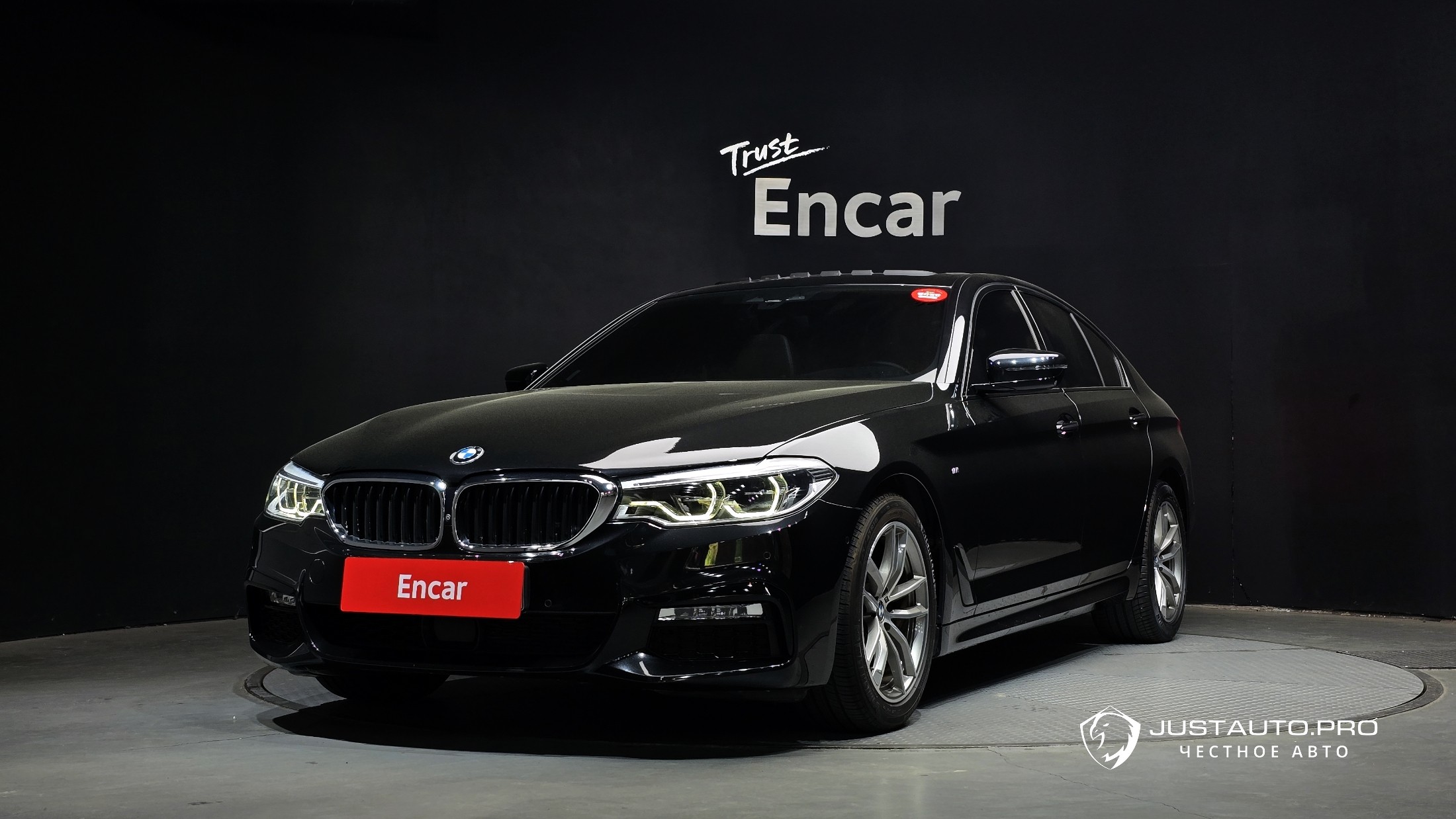 Автомобиль BMW 5-Series
