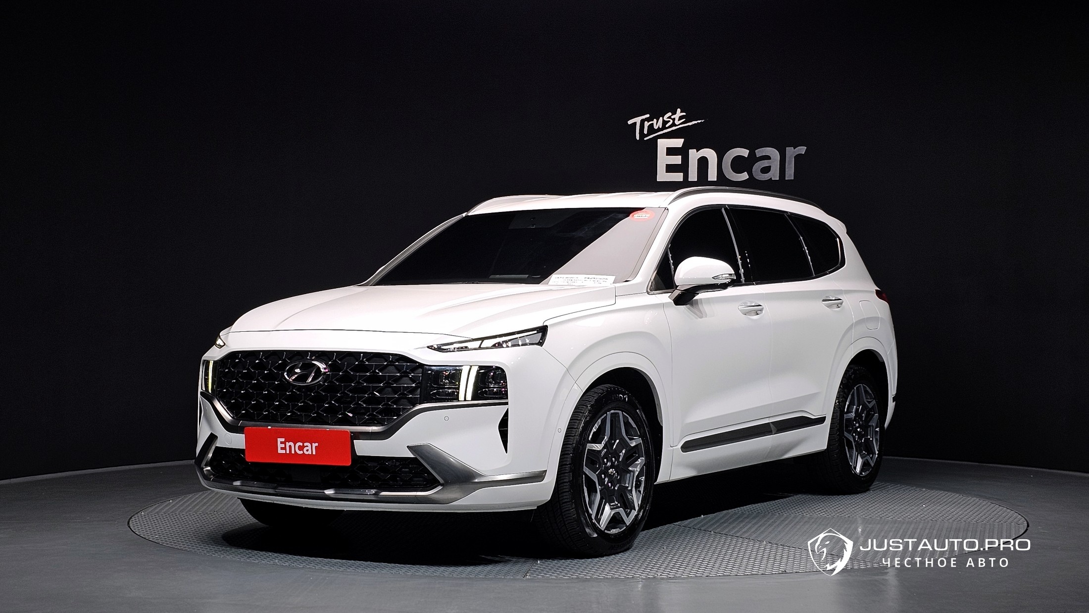 Автомобиль Hyundai Santafe
