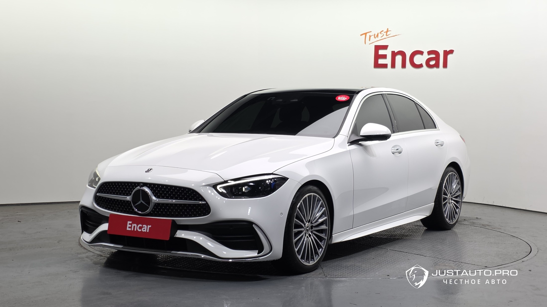 Автомобиль Mercedes-Benz C-Class