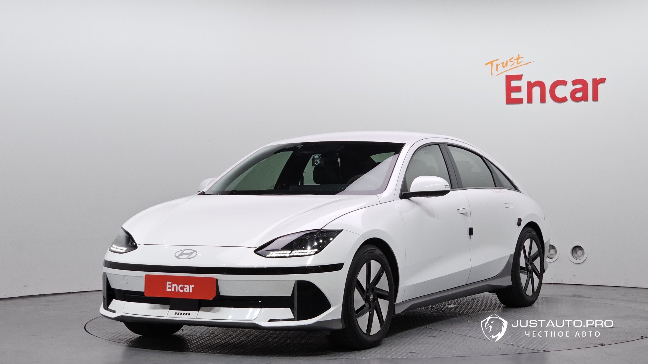 Автомобиль Hyundai Ioniq6