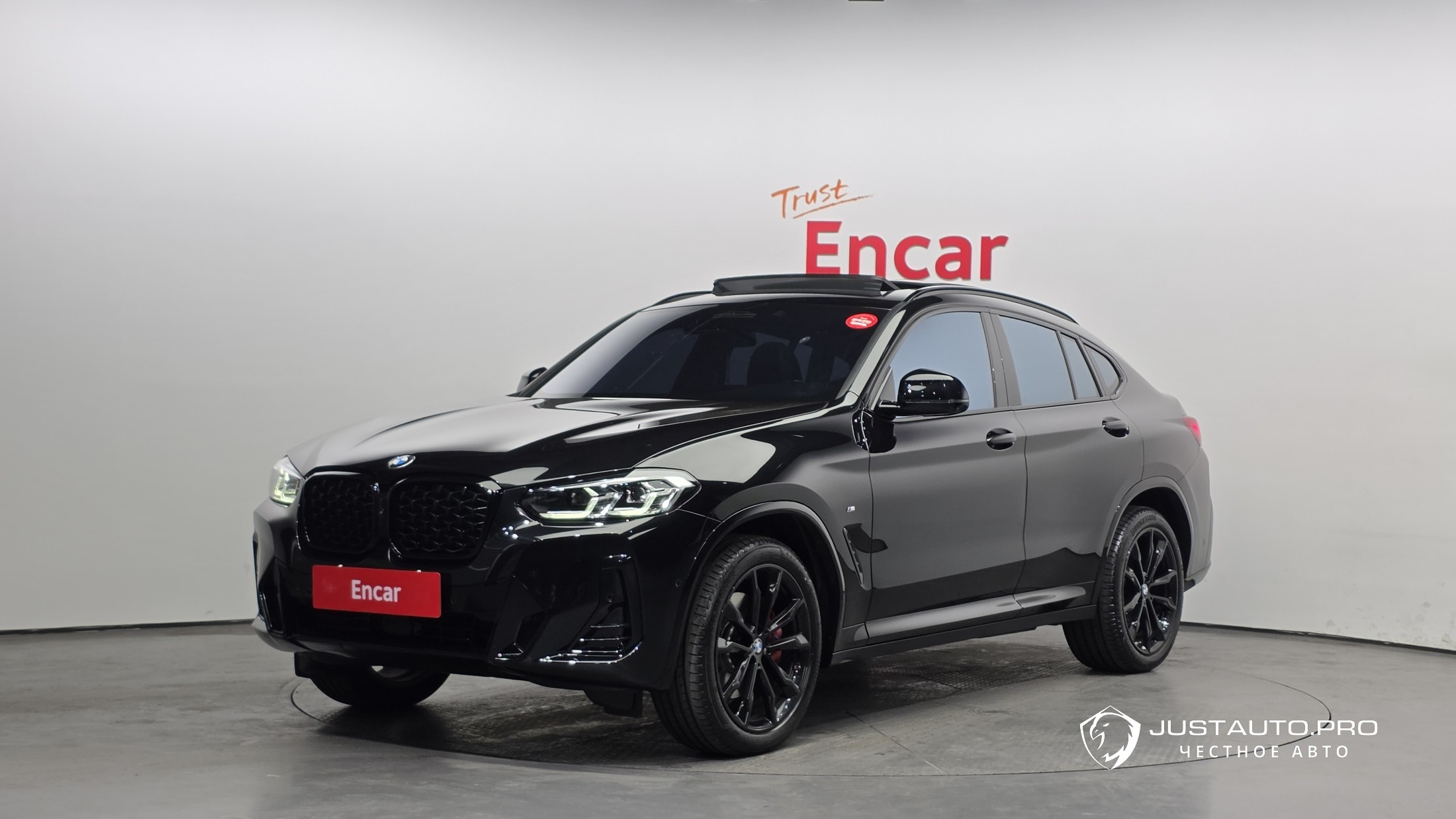 Автомобиль BMW X4
