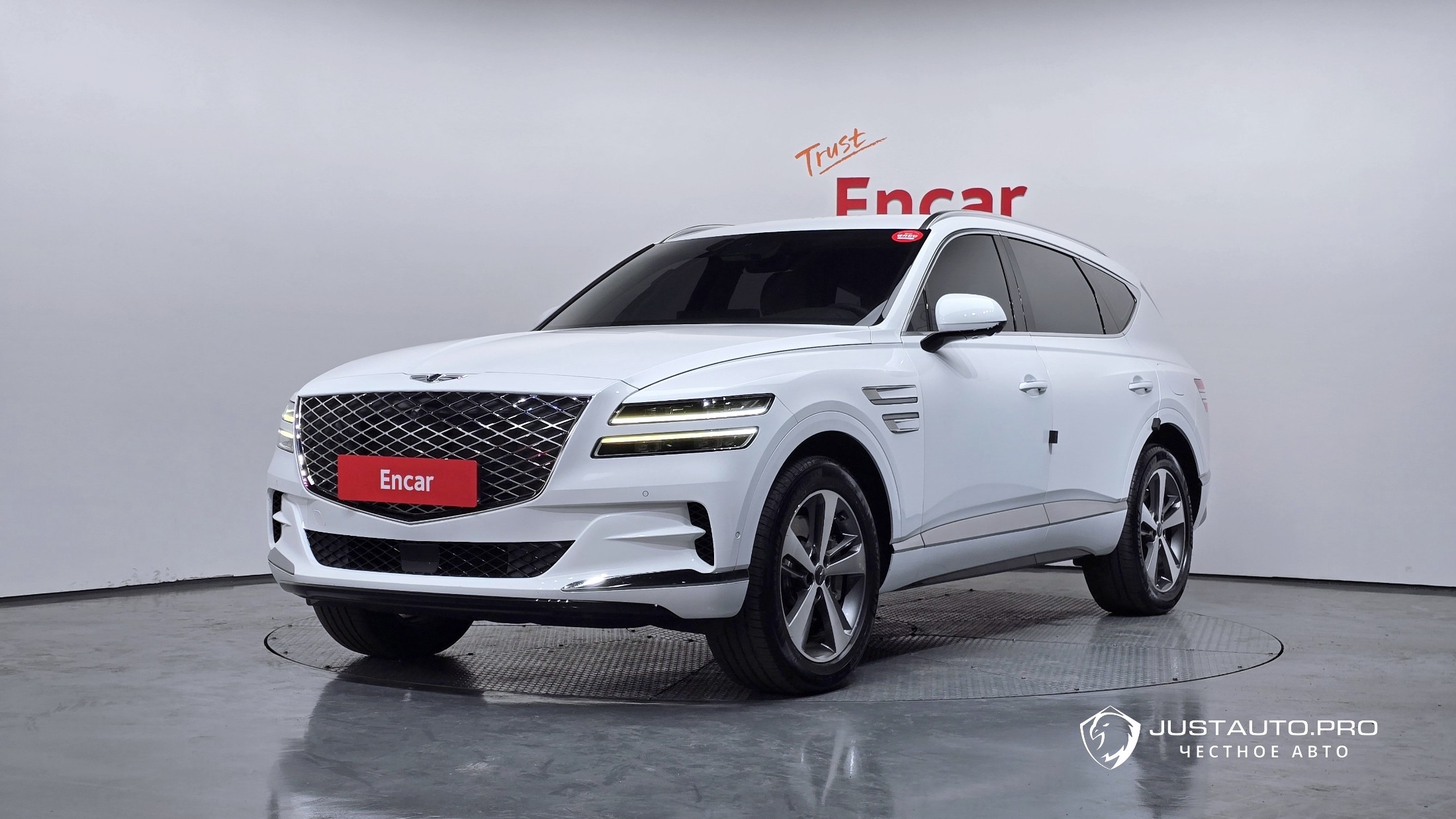 Автомобиль Genesis GV80