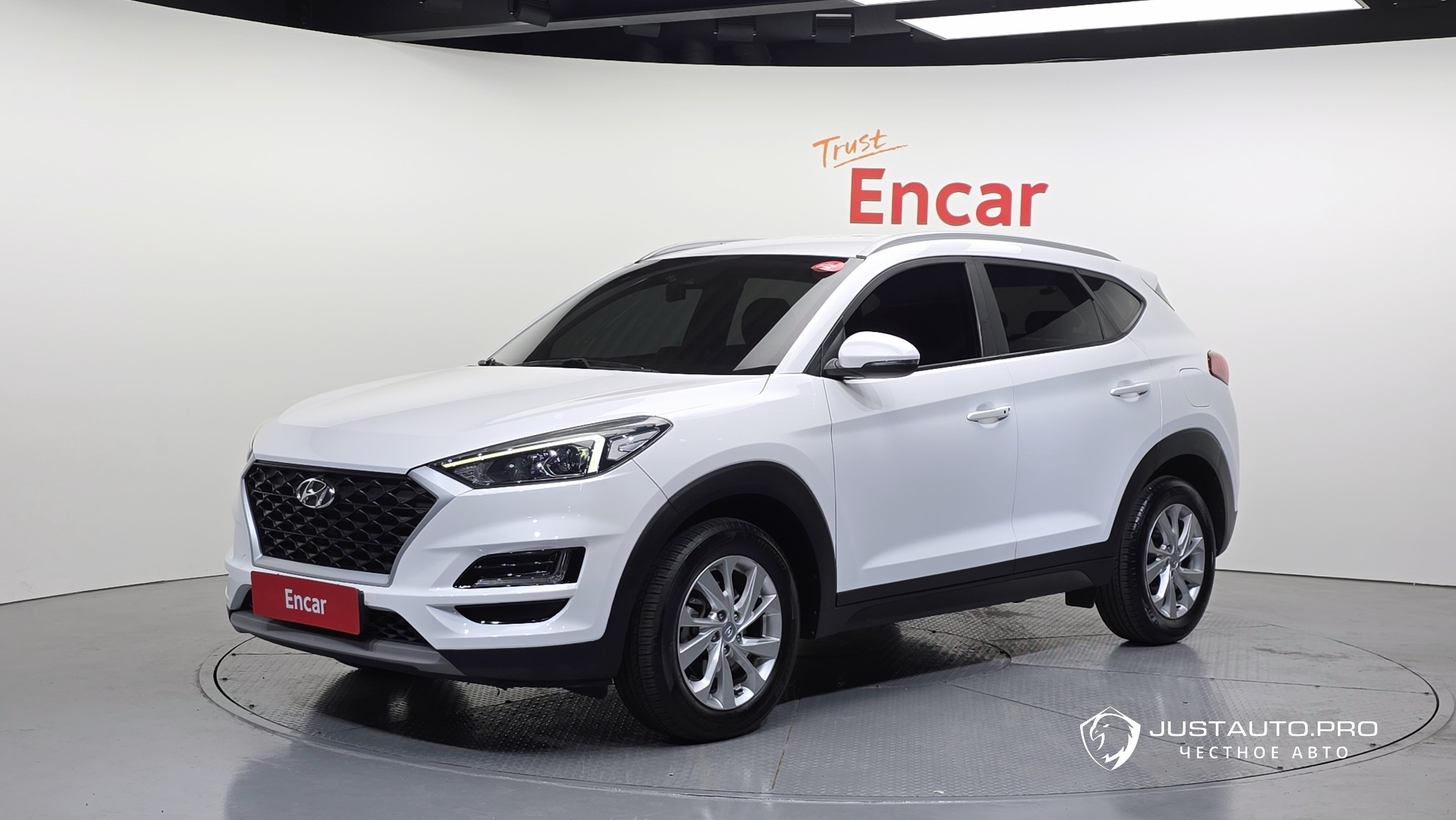 Автомобиль Hyundai Tucson