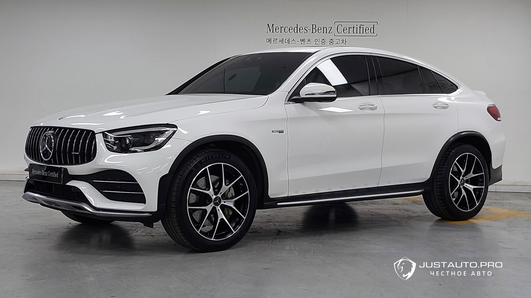 Автомобиль Mercedes-Benz GLC-Class