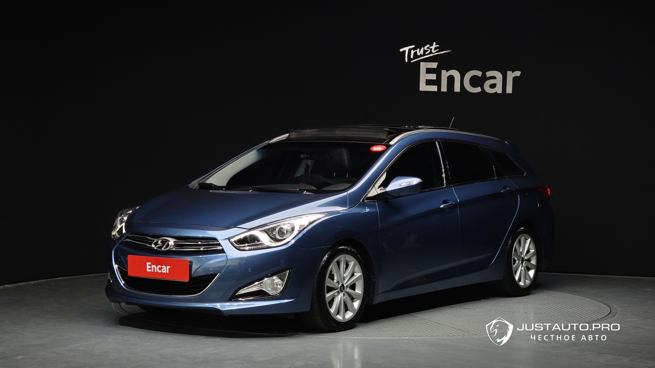 Автомобиль Hyundai i40