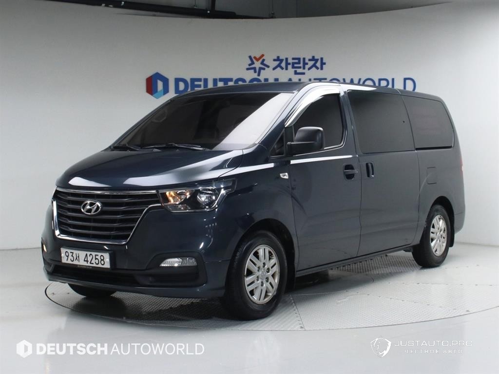 Автомобиль Hyundai Starex