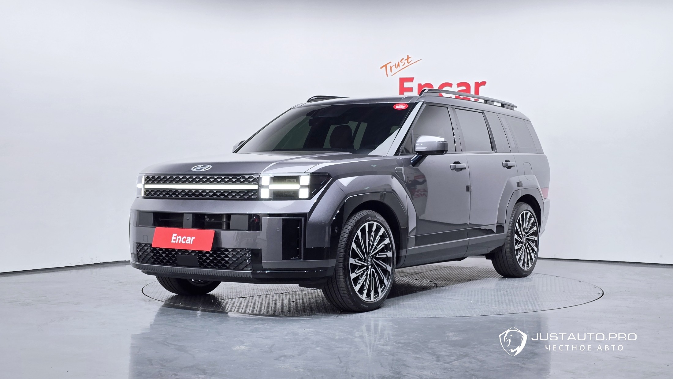 Автомобиль Hyundai Santafe