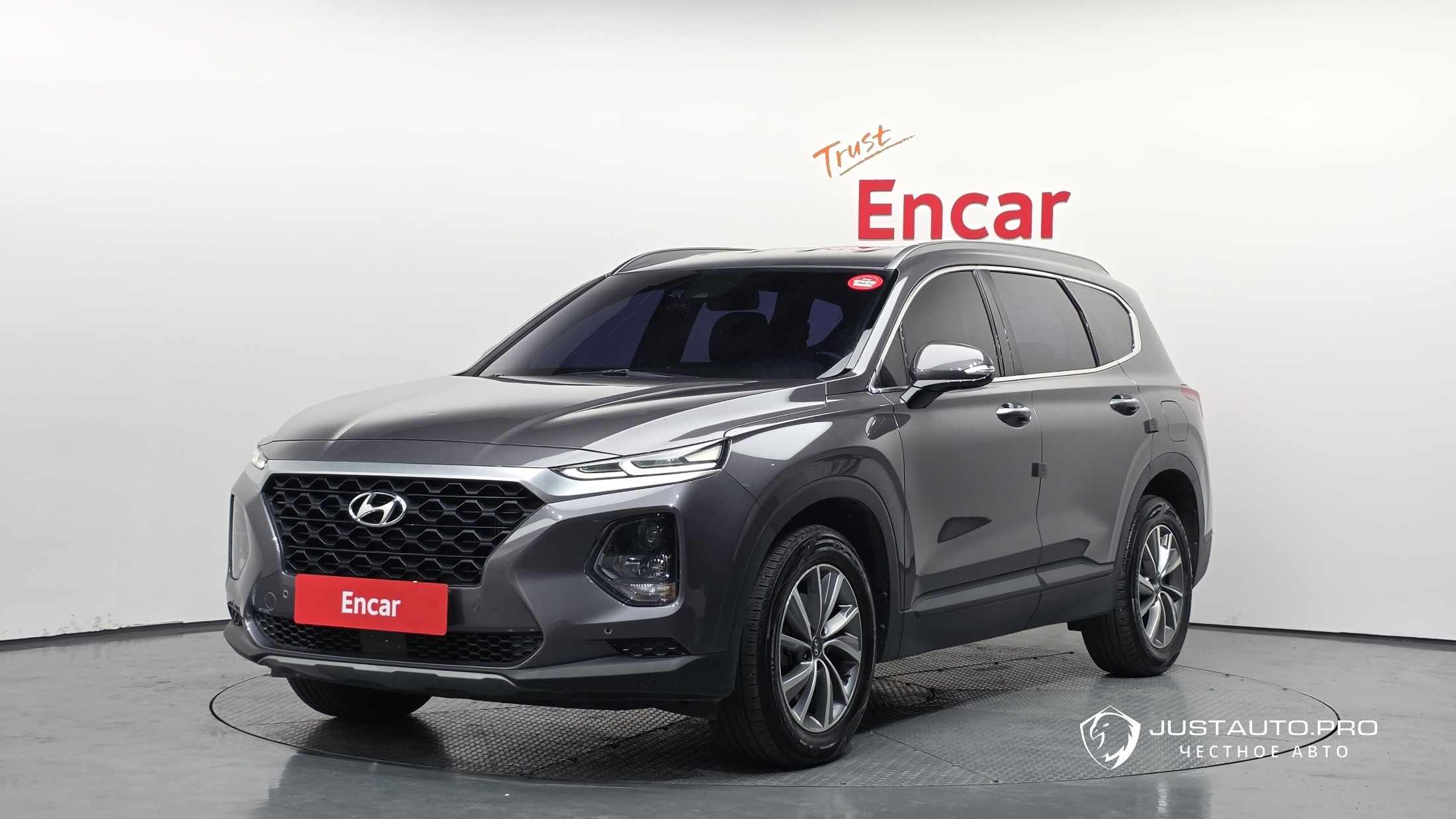 Автомобиль Hyundai Santafe