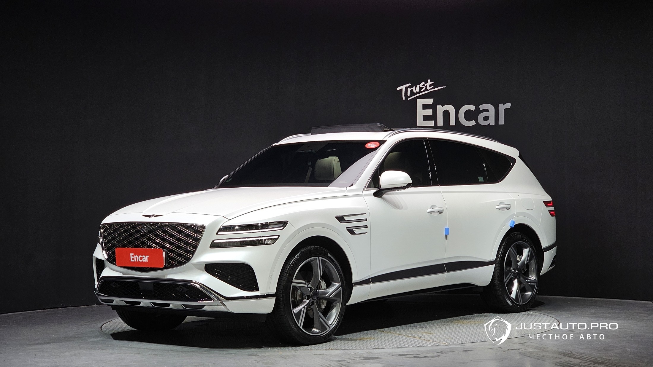 Автомобиль Genesis GV80
