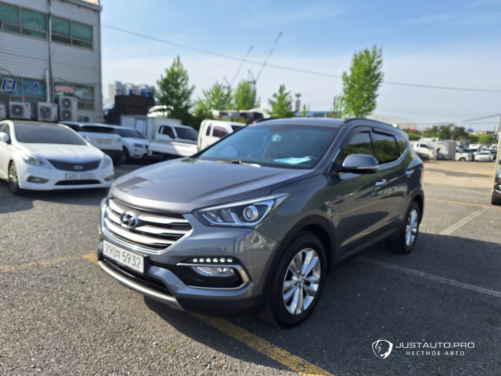 Автомобиль Hyundai Santafe