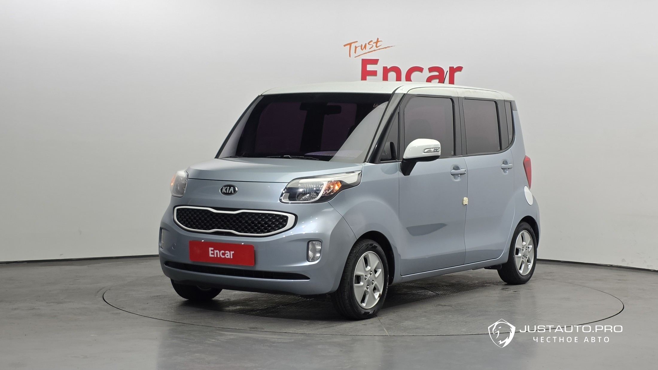 Автомобиль Kia RAY