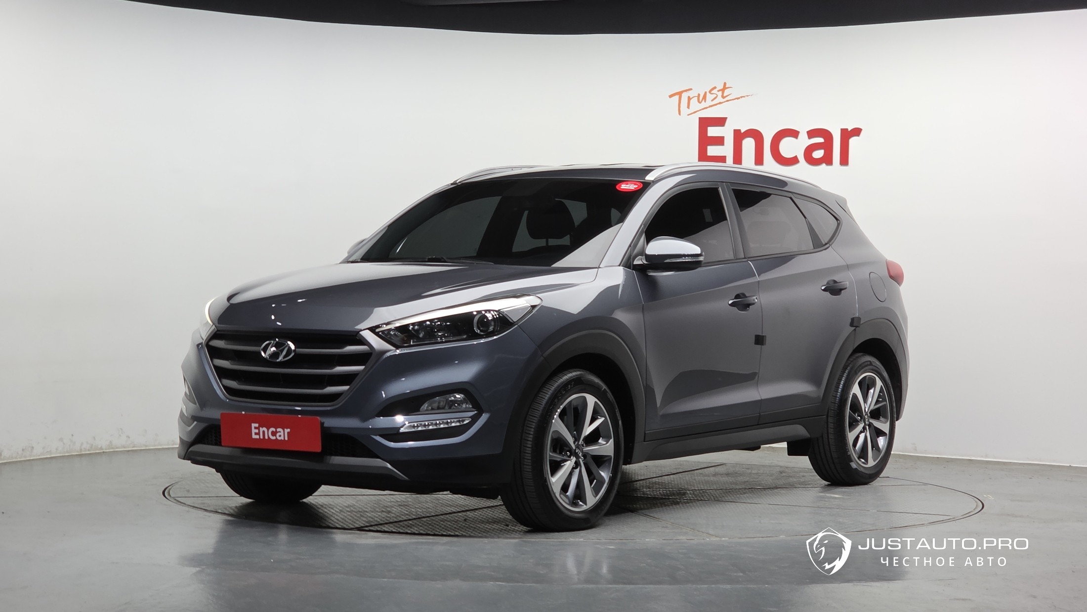 Автомобиль Hyundai Tucson