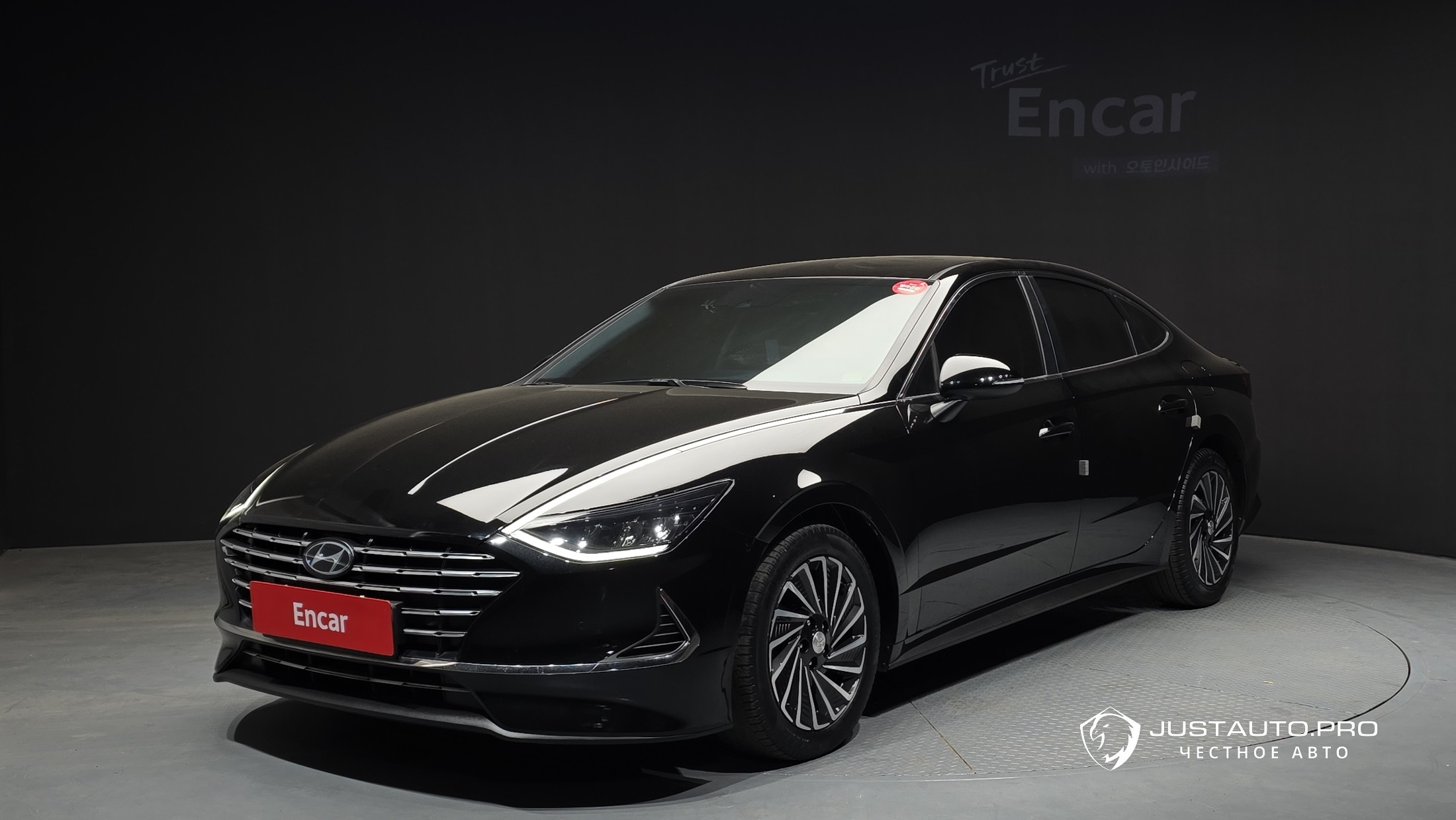 Автомобиль Hyundai Sonata