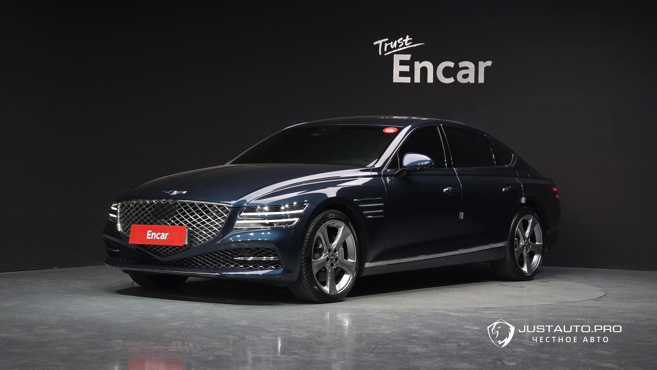 Автомобиль Genesis G80