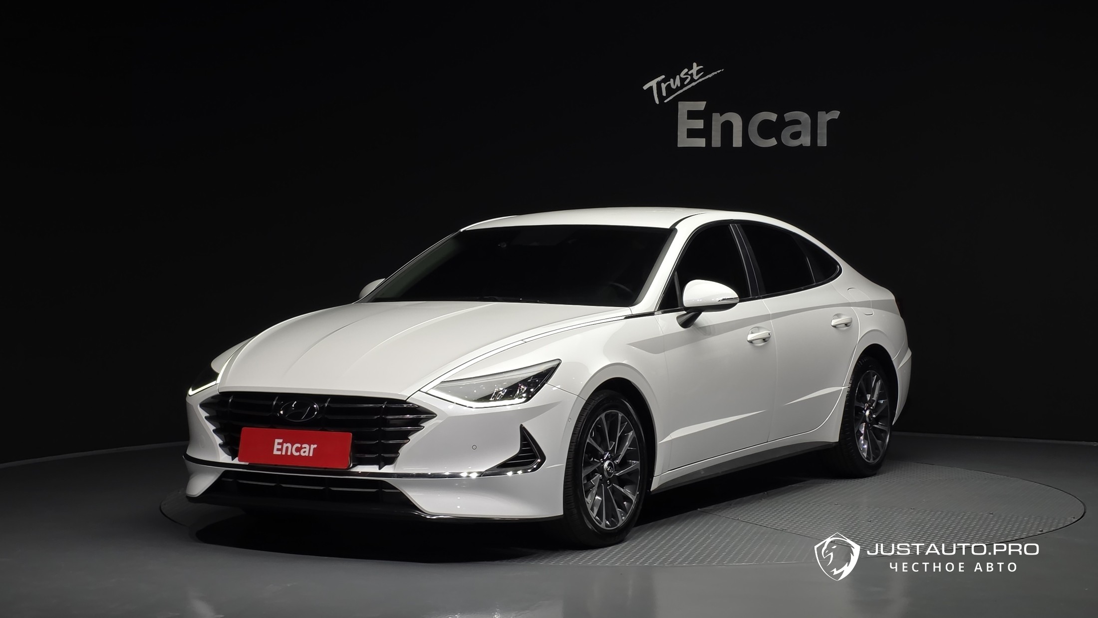 Автомобиль Hyundai Sonata